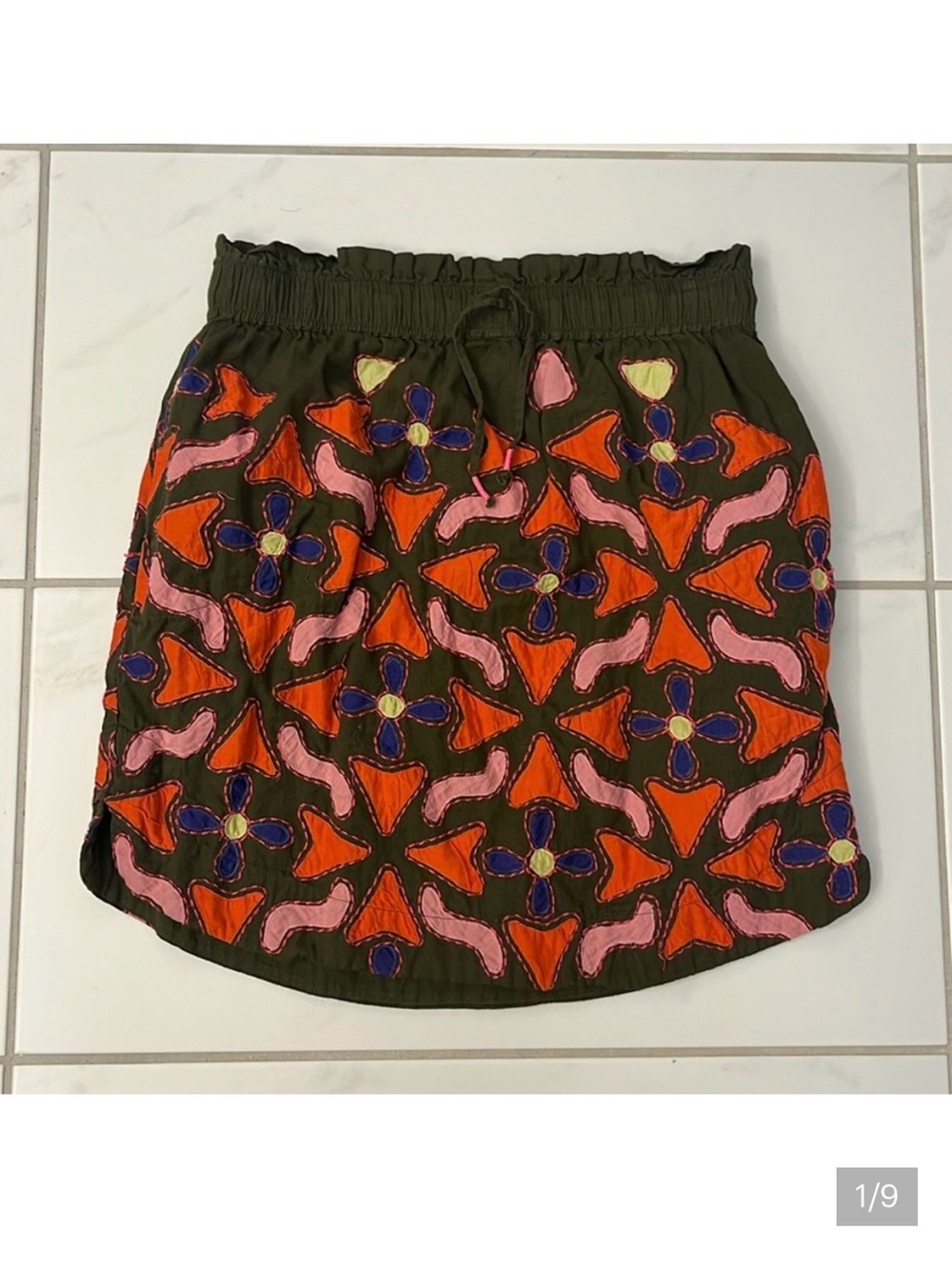 Maeve paper-bag style mini skirt from Anthologie, size Medium